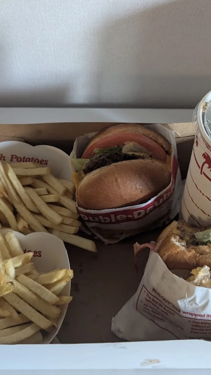 Comer bien y barato en San Ramon: guía con precios reales