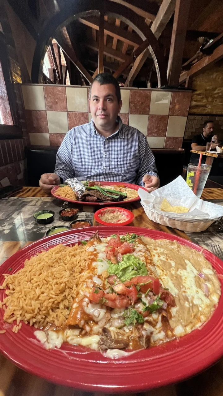 Comer bien y barato en North Hollywood: guía con precios reales