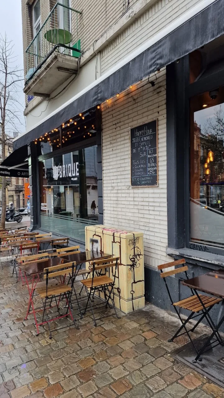Best Outdoor Dining & Terraces in Queens
