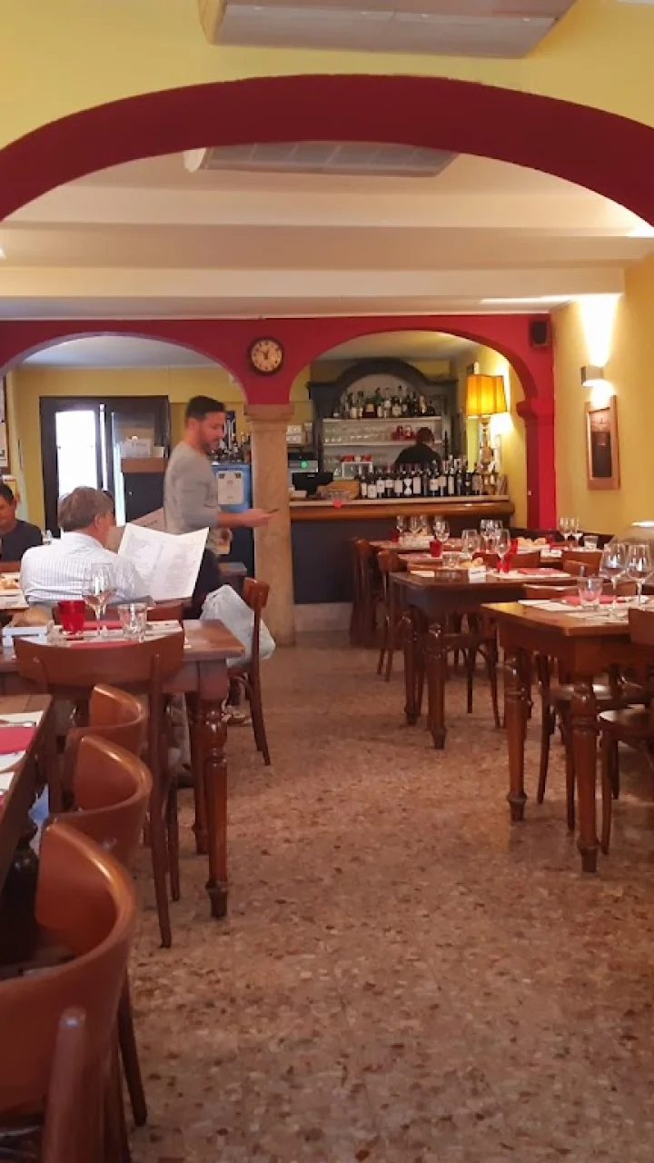 Los mejores restaurantes con delivery en Mantova — 22 opciones