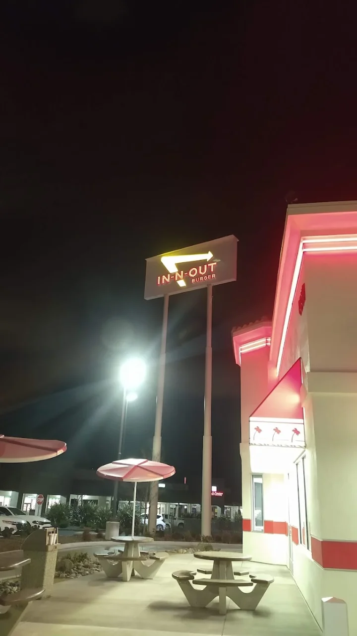 Comer bien y barato en Ukiah: guía con precios reales