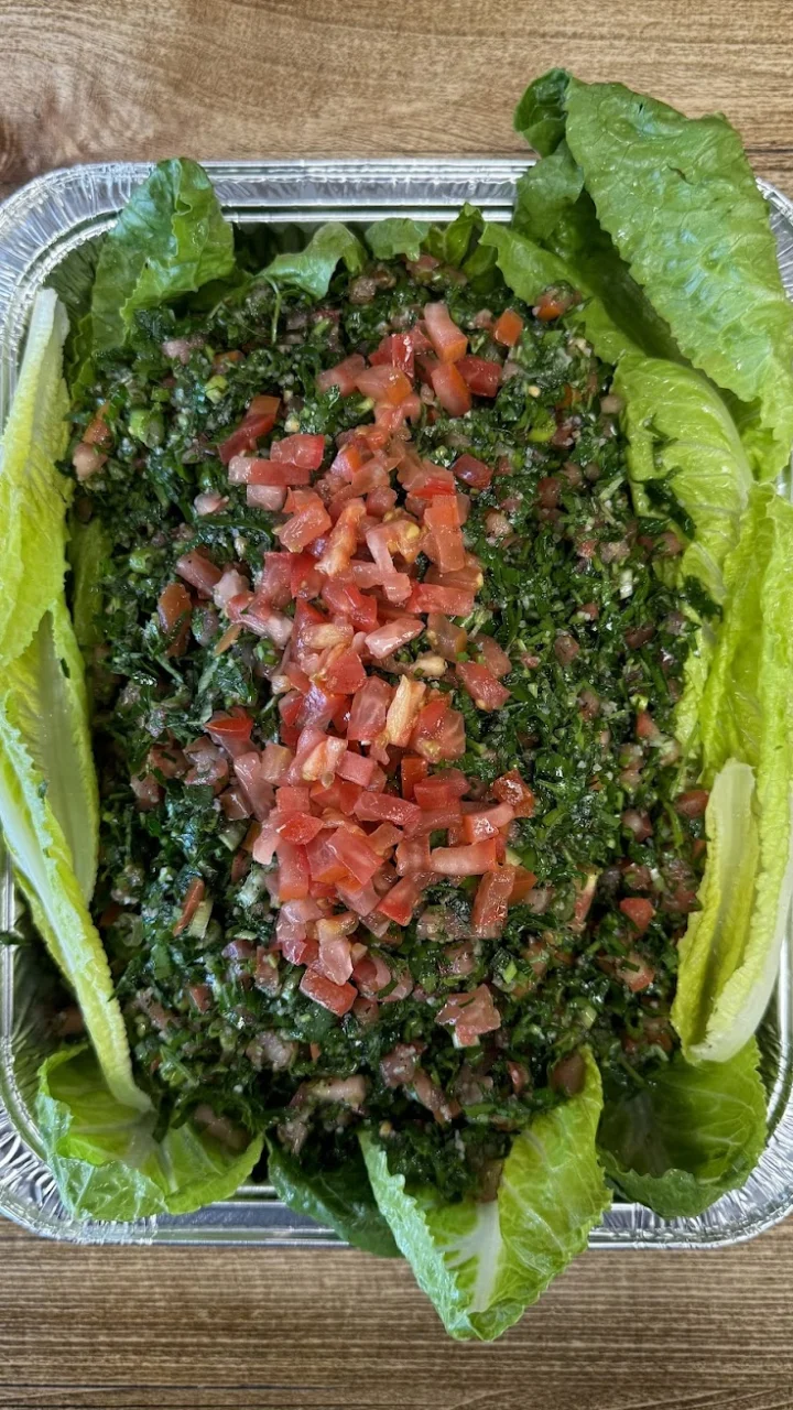 Comer bien y barato en Utica: guía con precios reales