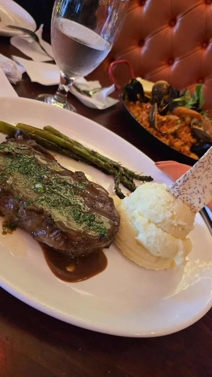 Joyas ocultas en Bronx: restaurantes increíbles que pocos conocen